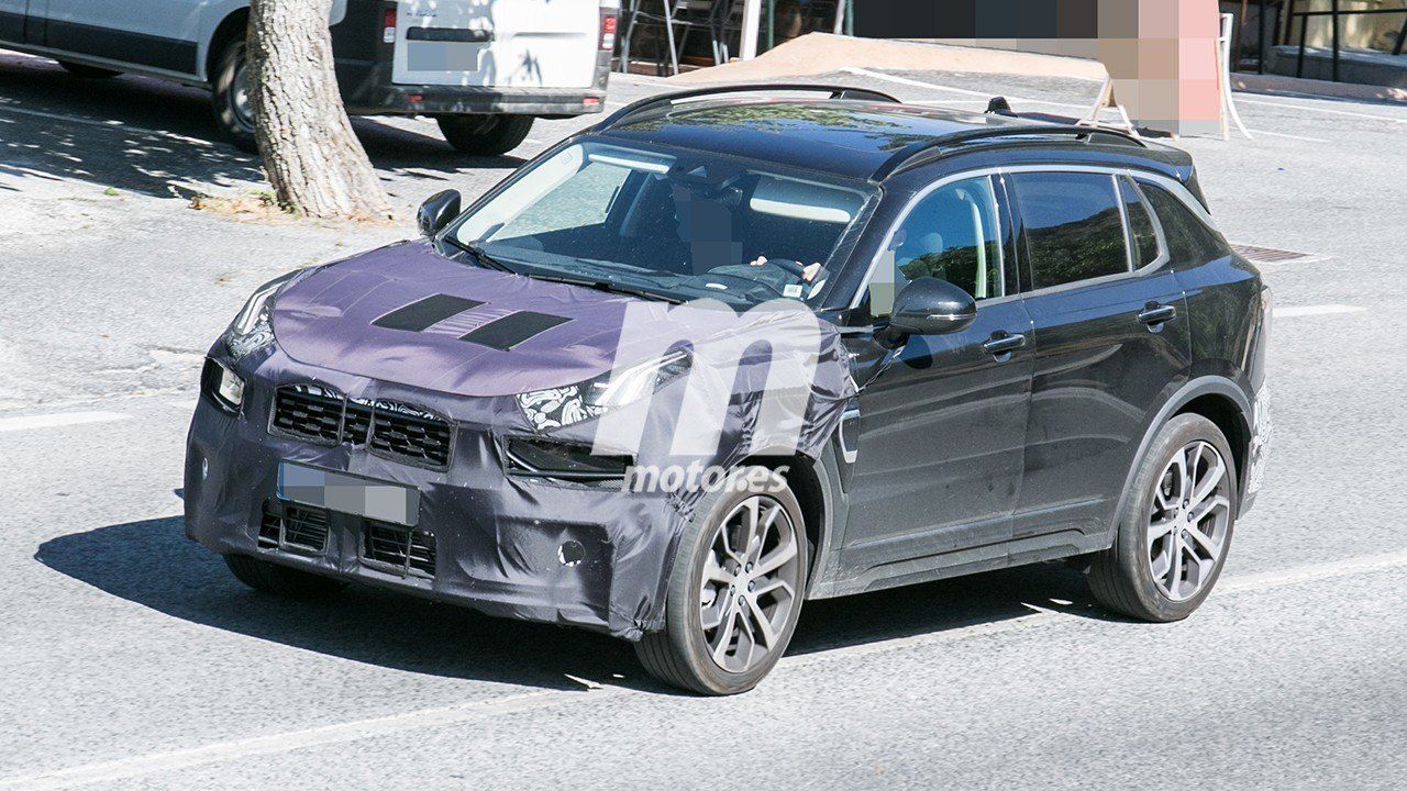 El nuevo Lynk & Co 01 2021, un SUV chino con mecánica híbrida, cazado en Europa