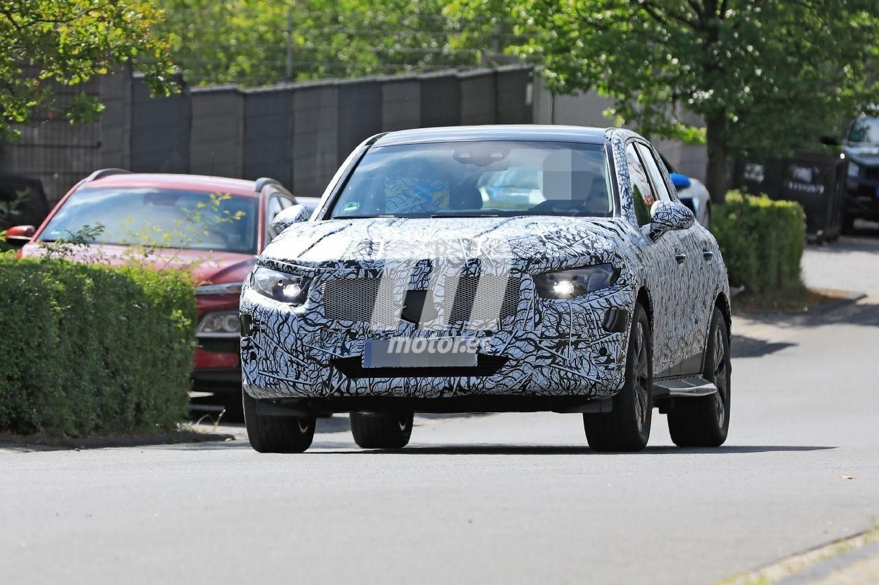 La nueva generación del Mercedes GLC, cazada nuevamente en fotos espía