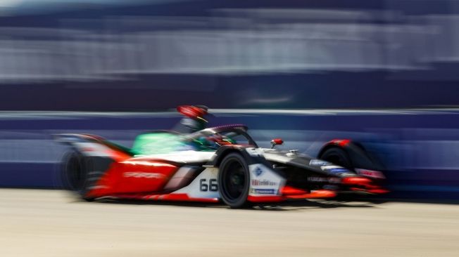 Oliver Rowland conquista la quinta carrera del ePrix de Berlín