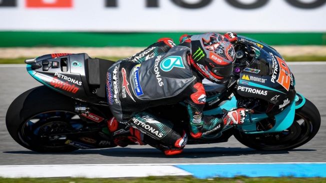 Johann Zarco da la sorpresa y se lleva la pole de MotoGP en Brno