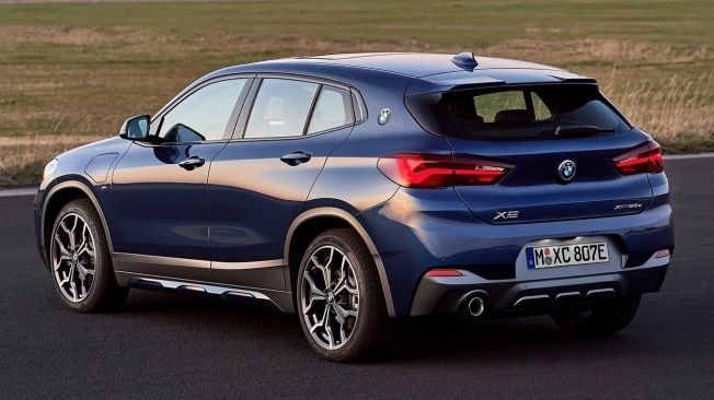 BMW X2 xDrive25e - posterior