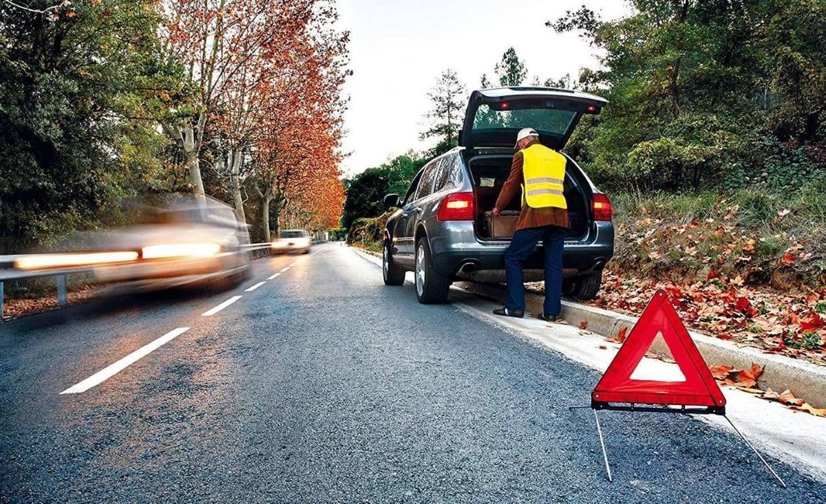 Multa por no llevar el kit de seguridad en el coche