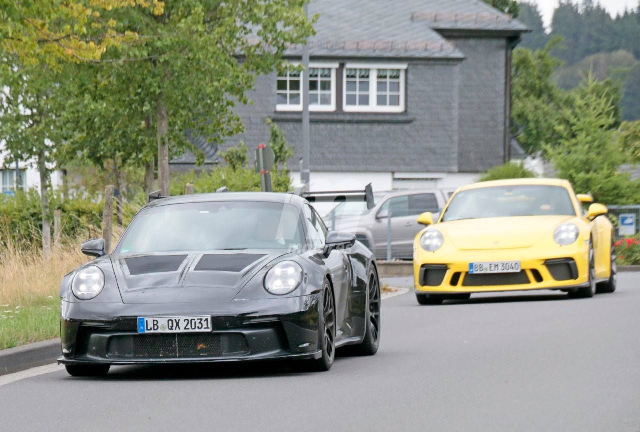 El nuevo Porsche 911 GT3 RS (992) nos muestra su agresiva carrocería