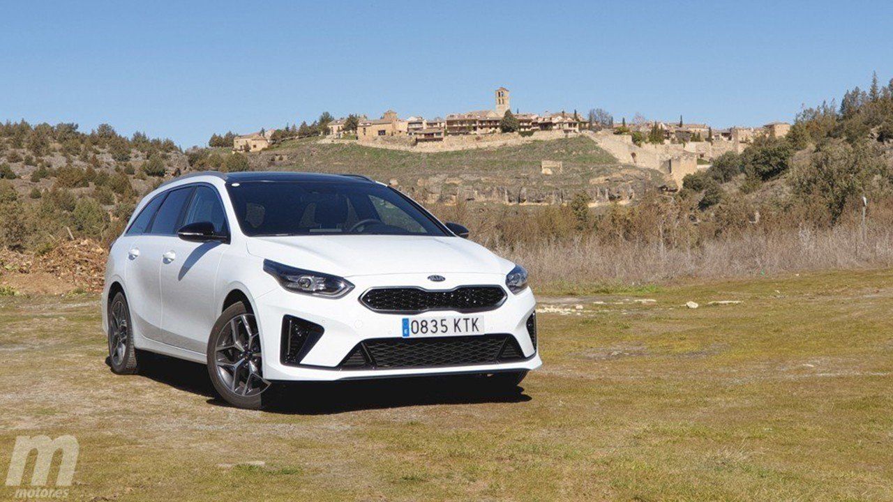 El KIA Ceed Tourer con motor microhíbrido y el nuevo cambio iMT ya tiene precios