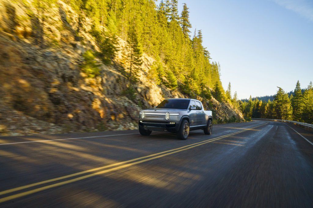 Rivian Automotive acumula más de 30.000 pedidos de sus primeros modelos eléctricos