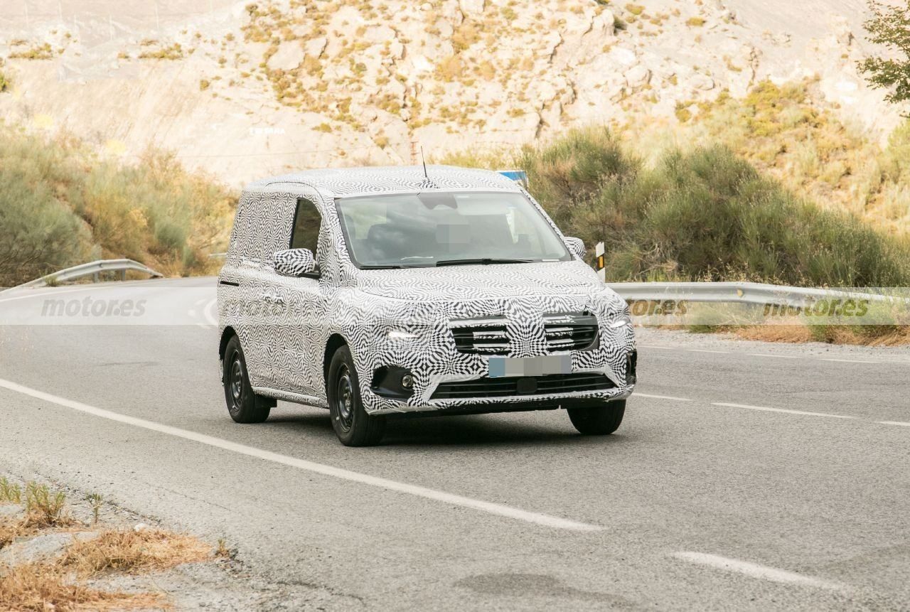 Fotos espía del Mercedes Clase T, la nueva furgoneta que tendrá versión eléctrica