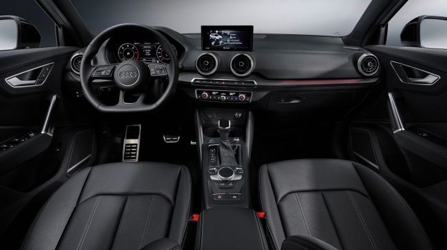 Audi Q2 2021 - interior