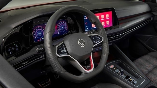 Volkswagen Golf GTI 2020 - interior