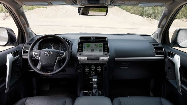 Toyota Land Cruiser 2021 - interior