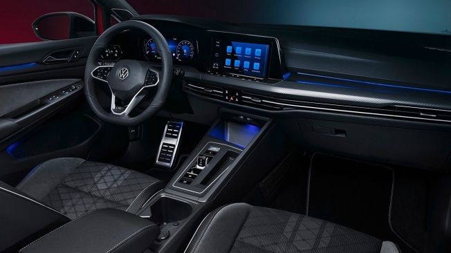 Volkswagen Golf Variant 2021 - interior