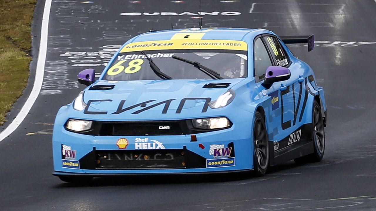 Yann Ehrlacher lidera el doblete de Lynk & Co en el viejo Nordschleife