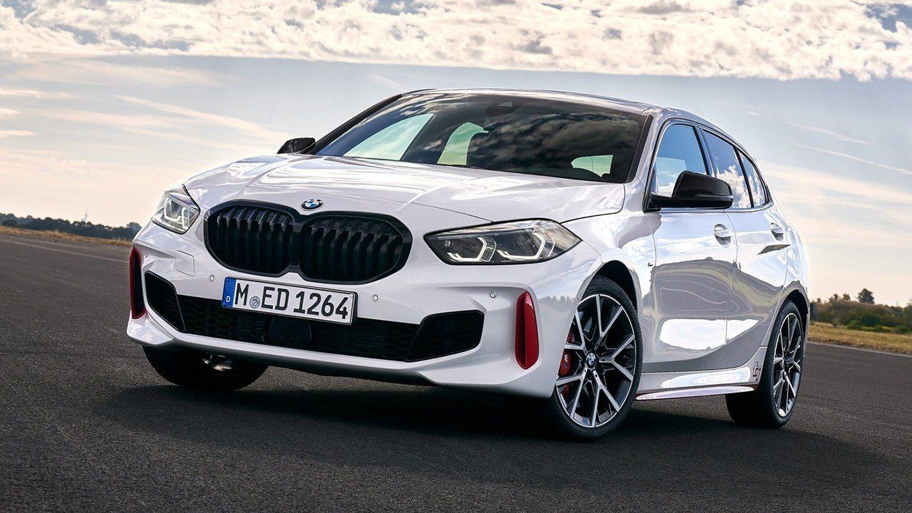 BMW 128ti, una variante deportiva con 265 CV para atacar al Volkswagen Golf GTI