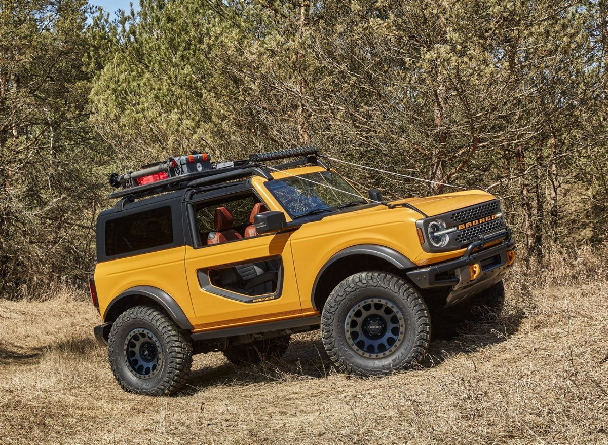 Las peculiares puertas perforadas del Ford Bronco no van a llegar a producción