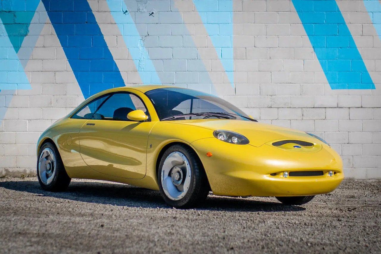 Ford Ghia Vivace concept: una futurista pieza de historia a precio de saldo