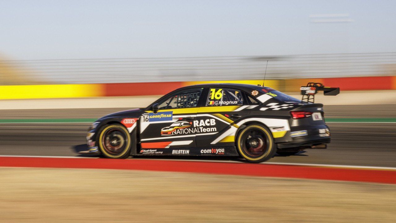 Gilles Magnus lidera las dos sesiones de libres del WTCR en MotorLand