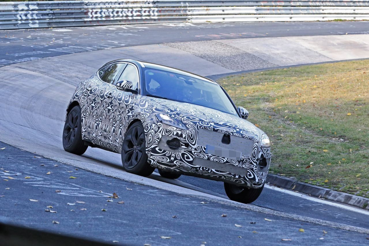 El Jaguar E-Pace facelift ya se enfrenta al circuito de Nürburgring