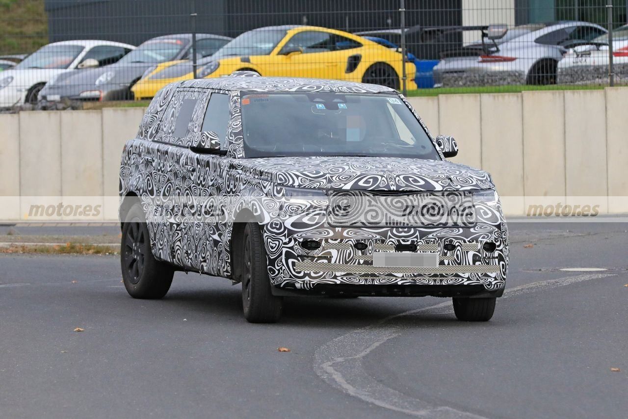 El nuevo Land Rover Range Rover LWB 2022, cazado con nuevos detalles a la vista