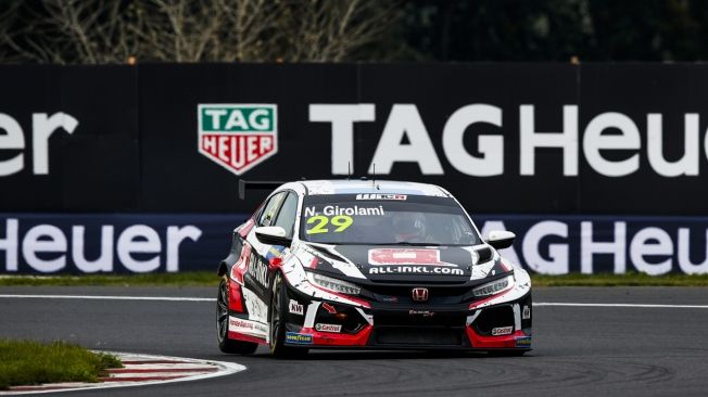 Berthon y Girolami se reparten las tres poles del WTCR en Slovakia Ring