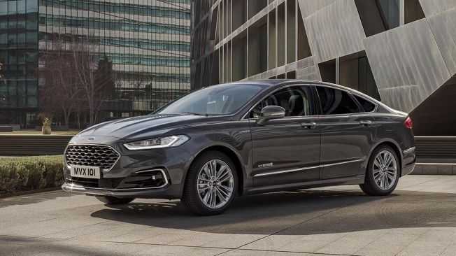 Ford Mondeo Hybrid