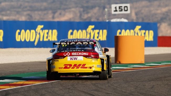 Gilles Magnus lidera las dos sesiones de libres del WTCR en MotorLand