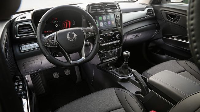 SsangYong Tivoli GLP - interior