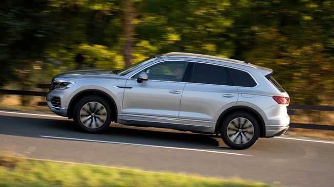 Volkswagen Touareg eHybrid - lateral