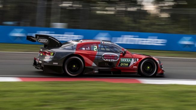 Robin Frijns lidera las dos sesiones de libres del DTM en Zolder