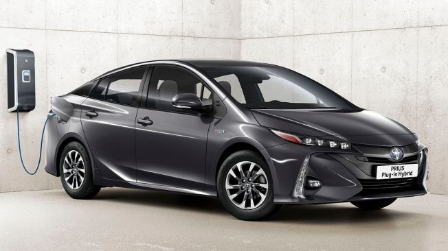 Toyota Prius Plug-in 2021