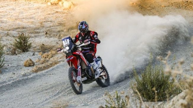 Yazeed Al-Rajhi y Joan Barreda mandan en el tercer día del Andalucía Rally