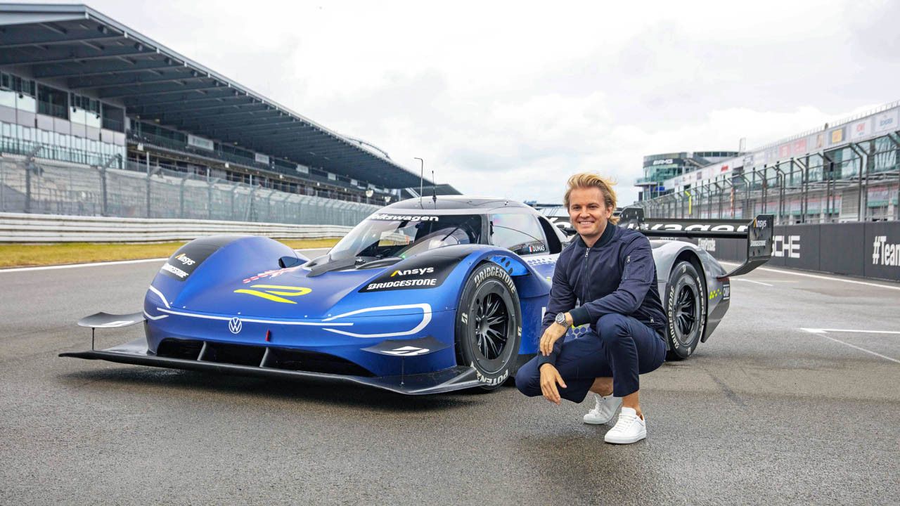 Nico Rosberg prueba el Volkswagen ID.R en el circuito de Nürburgring