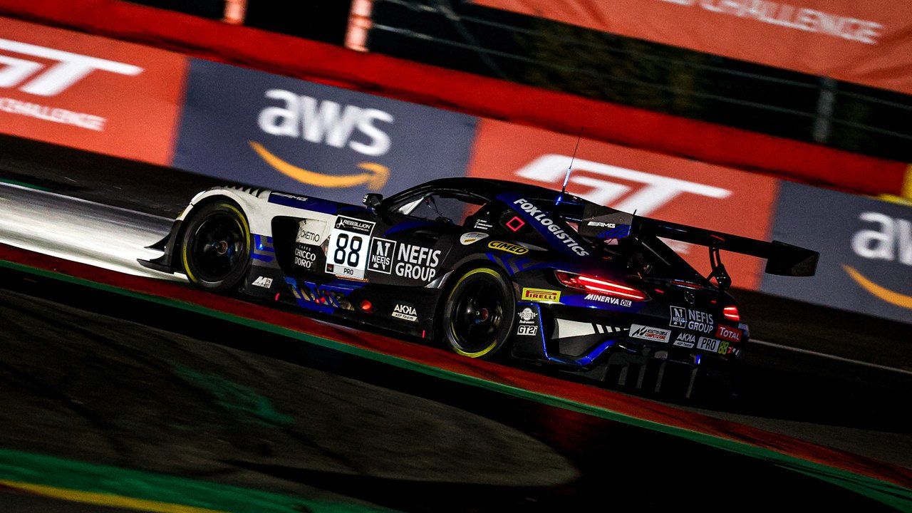 Los pilotos del Mercedes #88 lideran el GTWC Europe y la Endurance Cup tras Spa