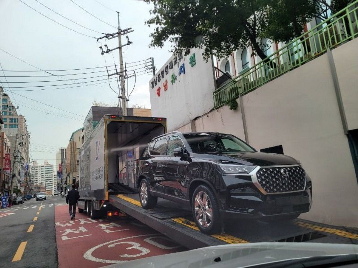 Nuevas y más claras imágenes del SsangYong Rexton 2021 totalmente desnudo