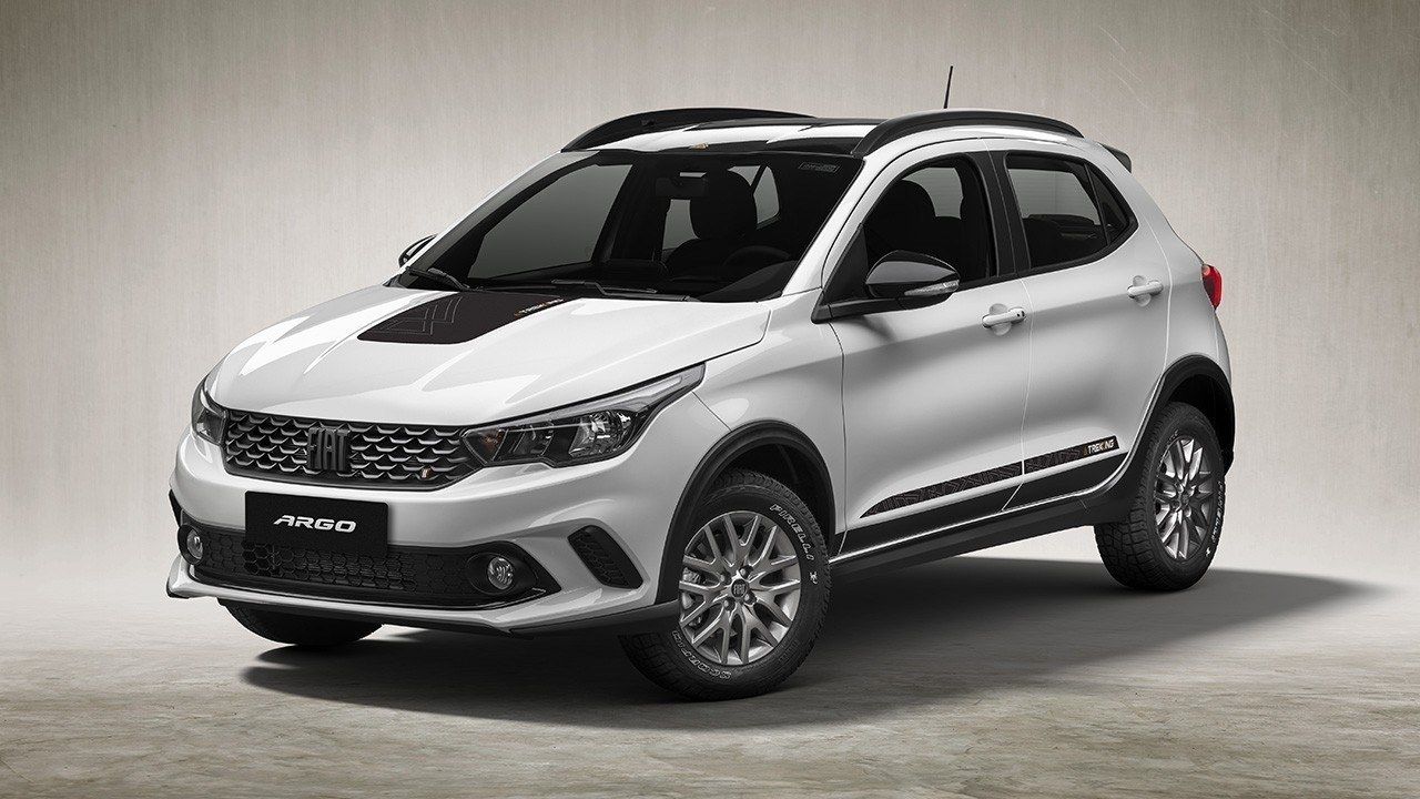 Brasil - Septiembre 2020: El nuevo FIAT Argo pisa el acelerador