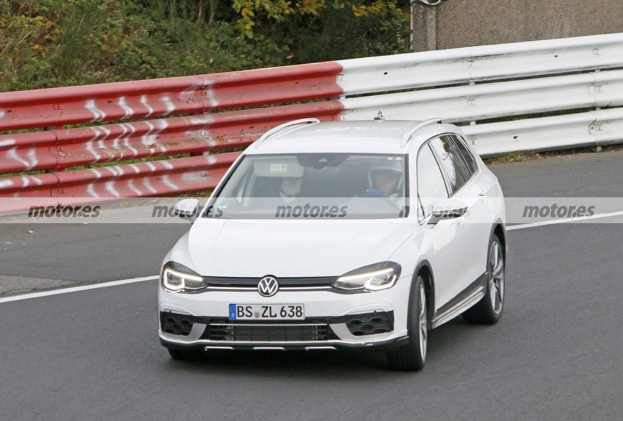 Los prototipos del nuevo Volkswagen Golf R Variant 2021, de pruebas en Nürburgring