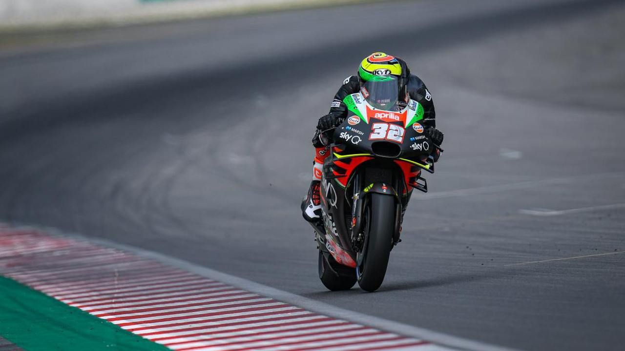 Aprilia decidirá su segundo piloto de MotoGP entre Smith y Savadori