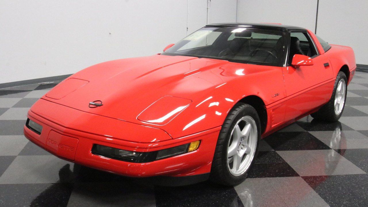 Aparece un Chevrolet Corvette ZR1 1995 sorprendentemente impecable y a estrenar