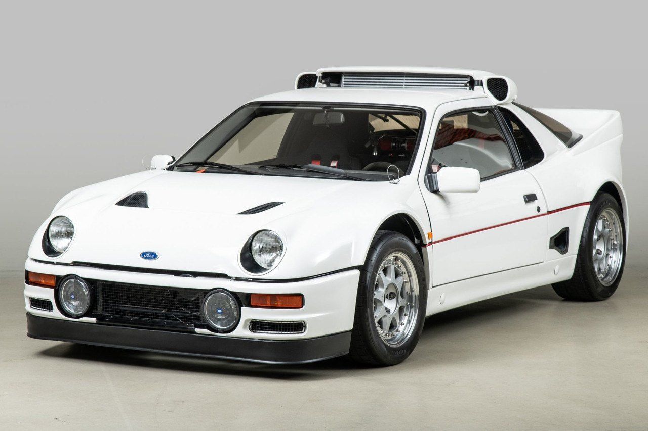 Uno de los escasos y carísimos Ford RS200 Evolution de +600 CV vuelve al mercado