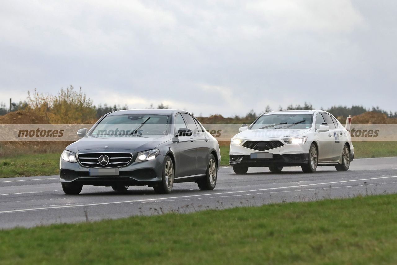 Cazado un prototipo autónomo del Honda Legend realizando pruebas en Europa