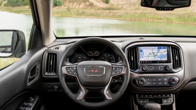 GMC Canyon AT4 Off-Road Performance Edition 2021 - interior