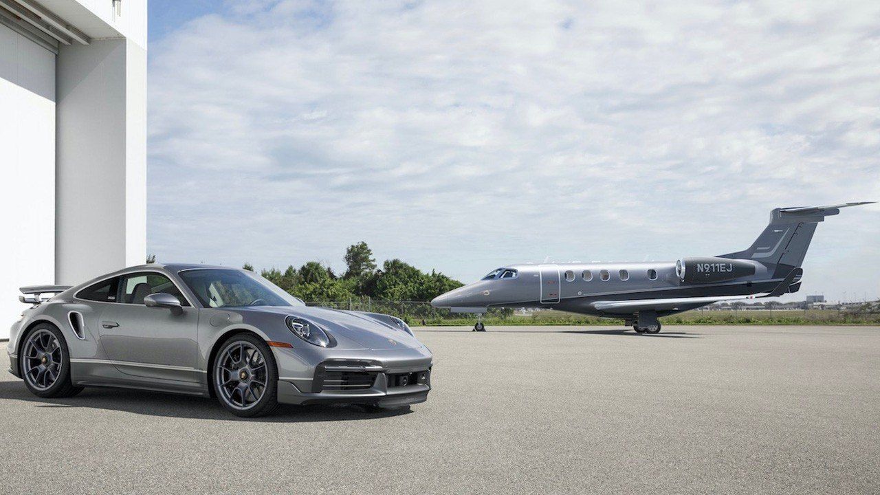 Para hacerte con este Porsche 911 Turbo S antes debes comprar un jet privado