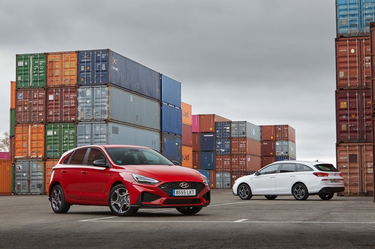 Prueba Hyundai i30 2021, una renovación de libro