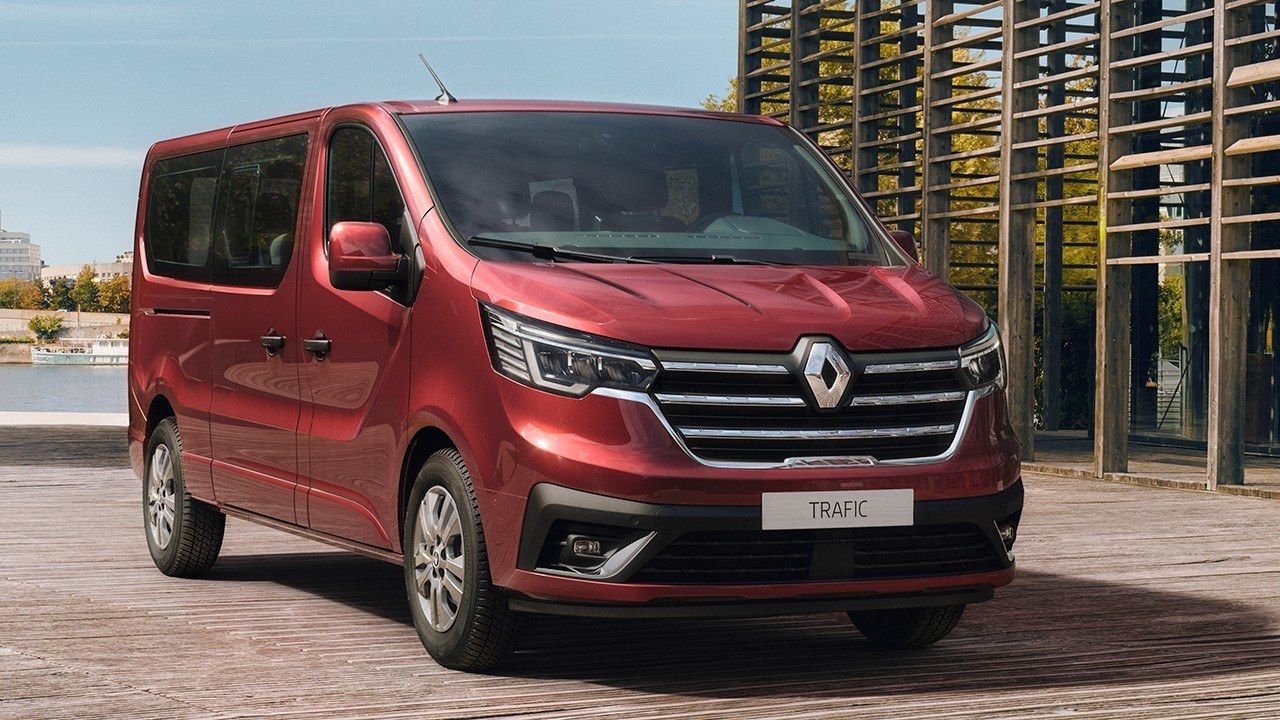 Renault Trafic 2021, la renovada furgoneta debuta en versiones Combi y SpaceClass