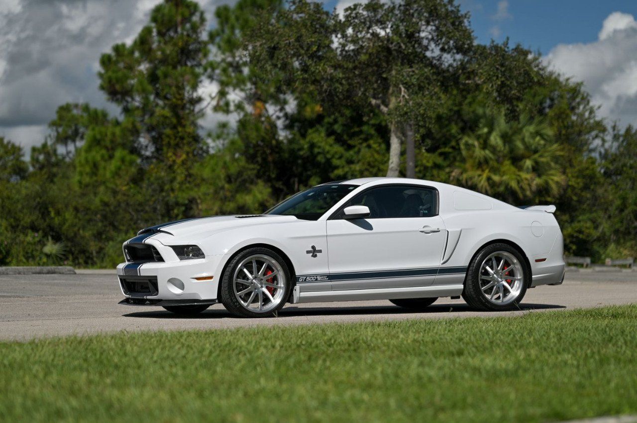 Pieza única: el prototipo original del Shelby GT500 Super Snake de 2014 aparece a la venta