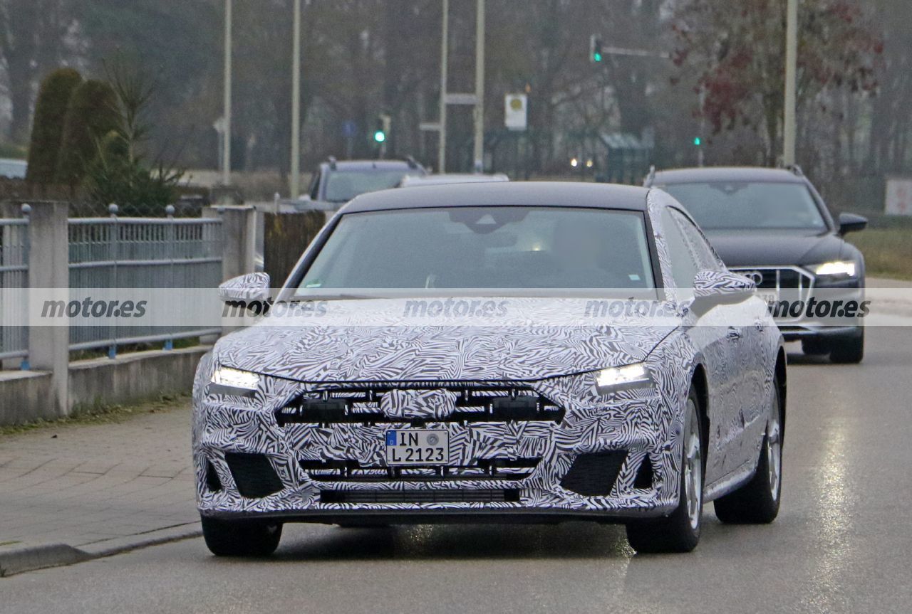 Primeras fotos espía del nuevo Audi A7 L 2022 para China