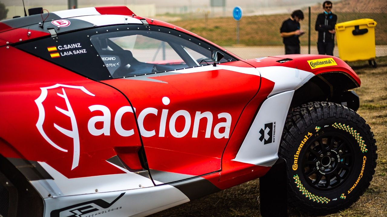 Buenas sensaciones de Carlos Sainz y Laia Sanz en el test de Extreme E