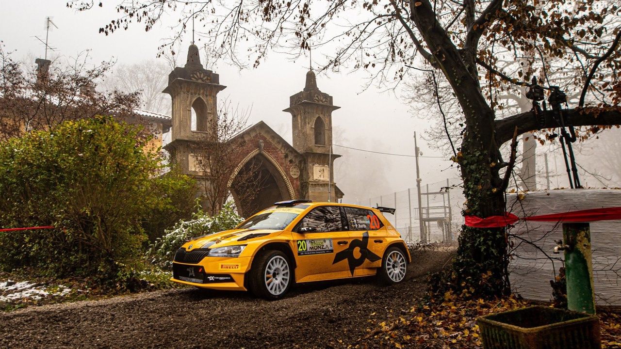 Dani Sordo se pone al frente de un Rally de Monza de pura supervivencia