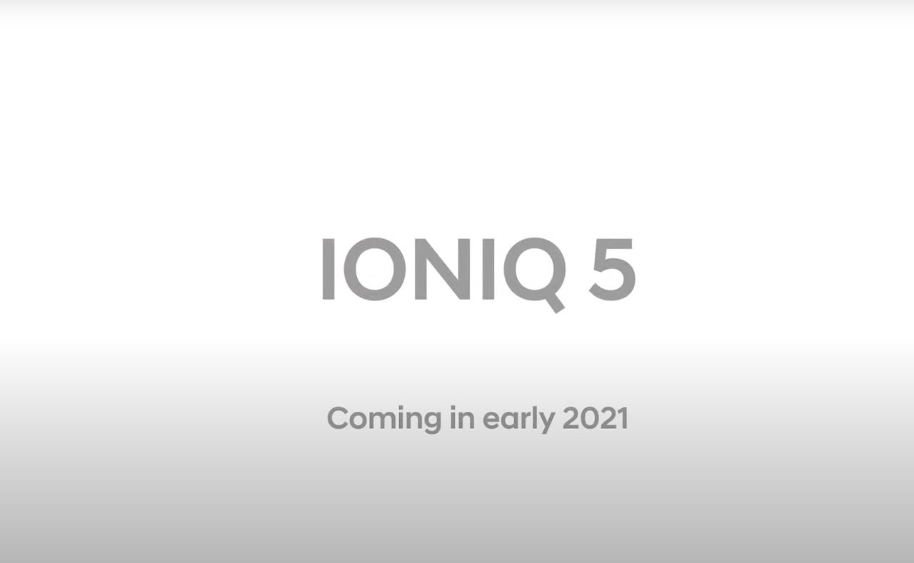 Primer teaser del nuevo IONIQ 5 2021, el compacto eléctrico debuta en enero 