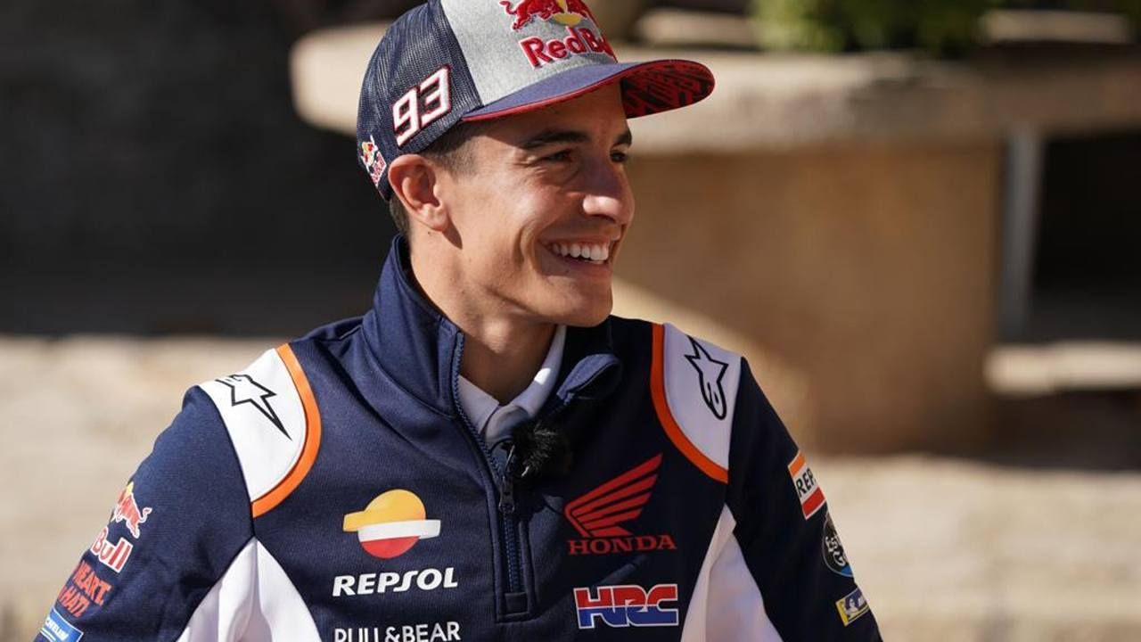 Marc Márquez pasa por una tercera operación de su húmero derecho