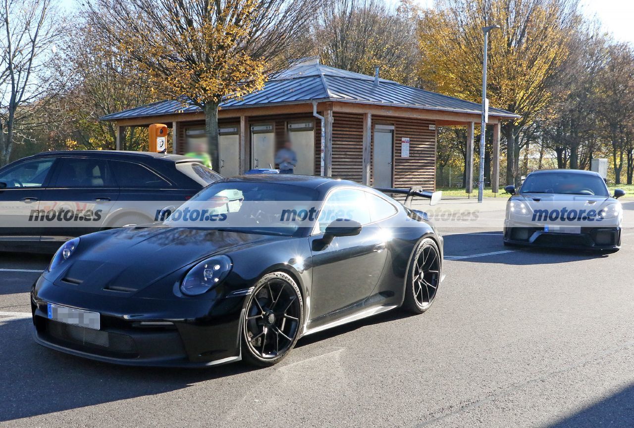 El nuevo Porsche 718 Cayman GT4 RS 2022 vuelve a dejarse ver en fotos espía