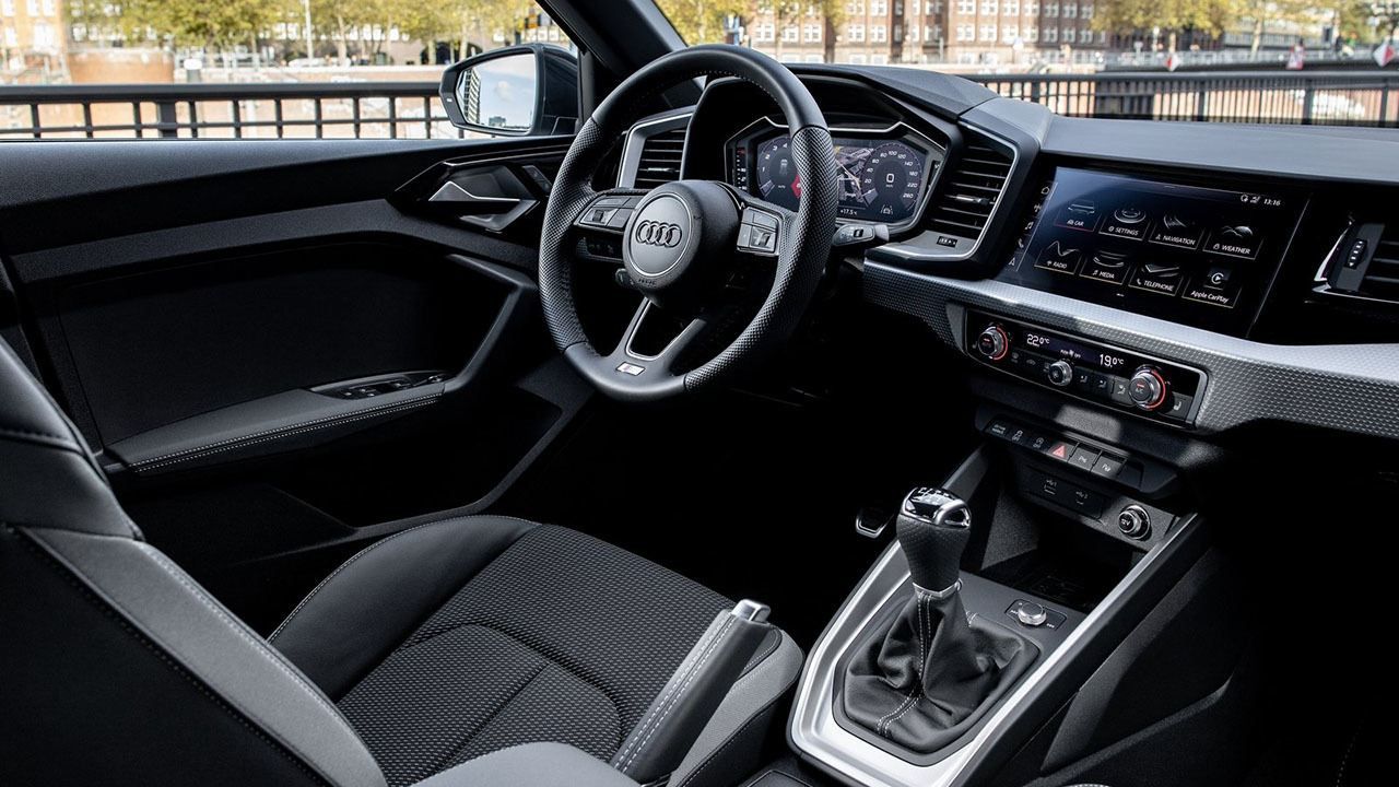 Audi A1 Citycarver - interior